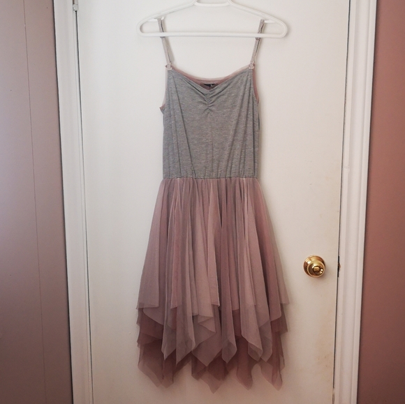 Dresses & Skirts - Tutu-style Dress